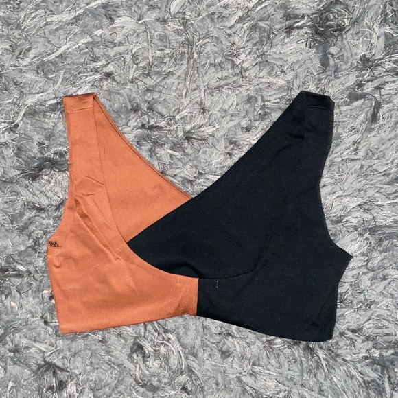 Twisted color block sports bra forever 21 - Picture 4 of 4